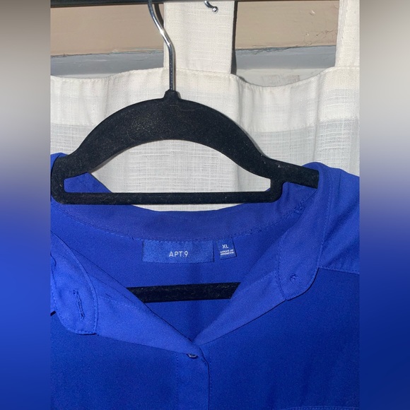 APT.9 Women’s Long Sleeve Royal Blue Button Down Blouse - Picture 3 of 3